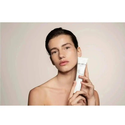 Model Image of Future Advanced Firming Mask - Skin Virtue