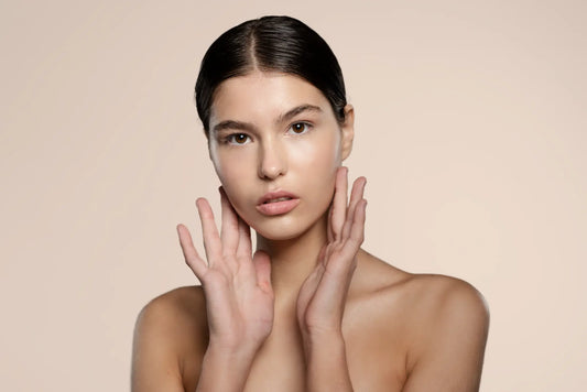 Model representing Ultra PRO Vitamin C Pigment Correction Treatment Concentrate